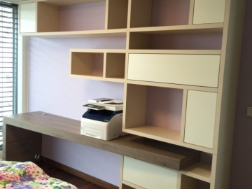 Zostava nábytku do študentskej izby.