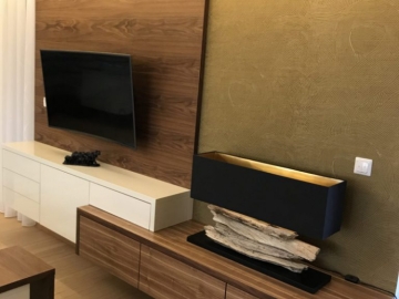 Obývacia zostava v kombinácii dyha a RAL vysoký lesk