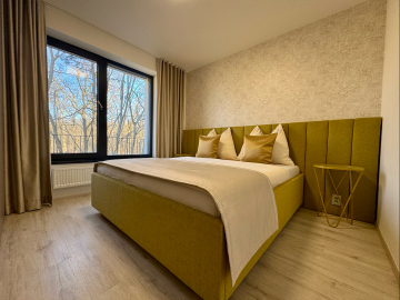 Spálňa s okrasným čelom